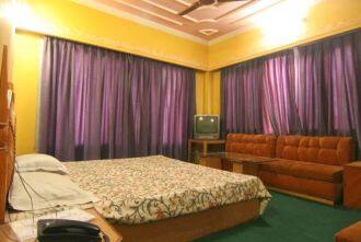 The Park Prime Hotel, Srinagar 2